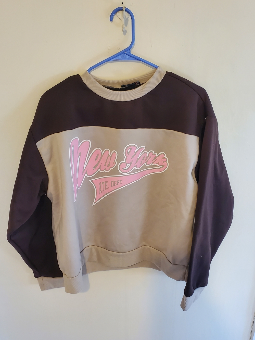 New York Graphic Crewneck Sweatshirt in Beige and Dark Brown Size Xl